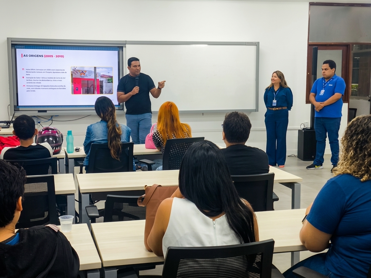 Empresário Joaldo Moreira, do Pastel Tangará, faz palestra para alunos do SENAI sobre empreendedorismo