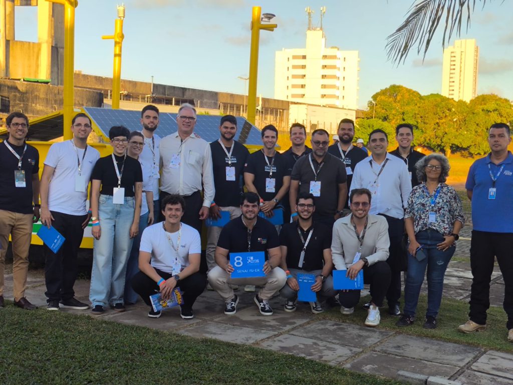 SENAI HIT recebe visita de jovens industriais participantes de encontro nacional